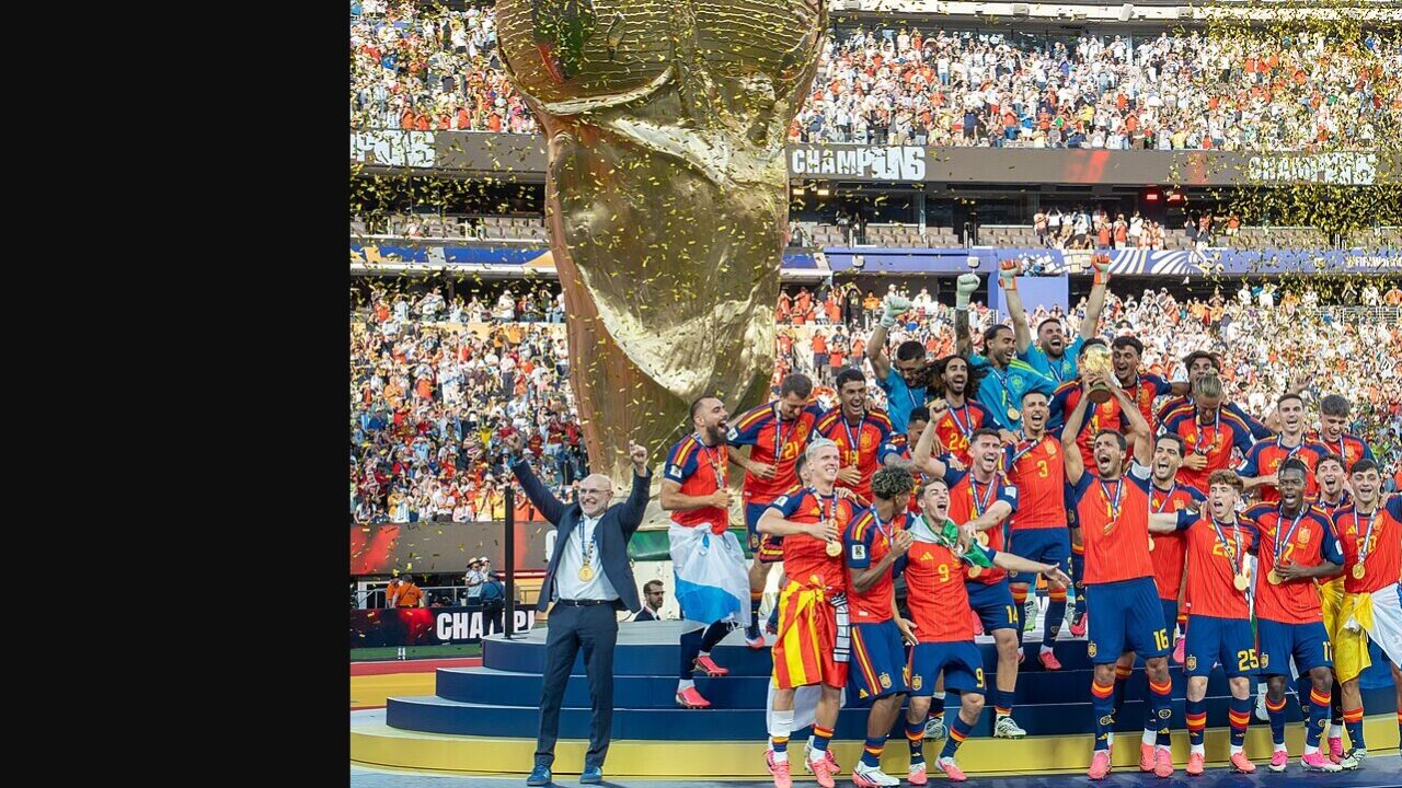 España celebrando el título del Mundial 2026